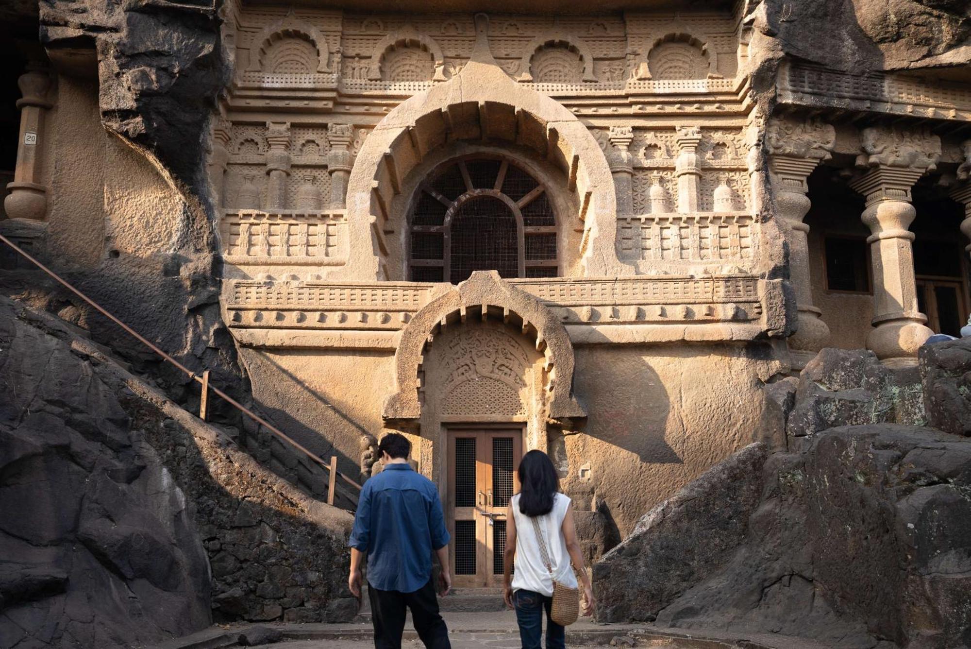 Radisson Blu Hotel & Spa, Nashik Dış mekan fotoğraf
