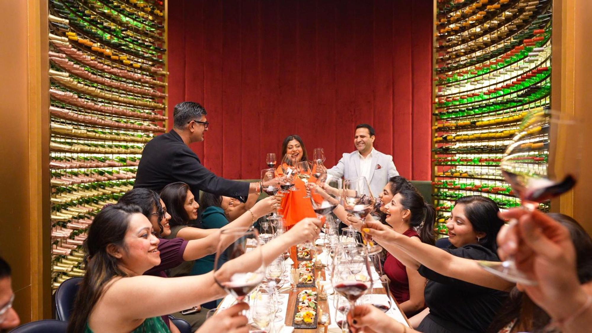 Radisson Blu Hotel & Spa, Nashik Dış mekan fotoğraf